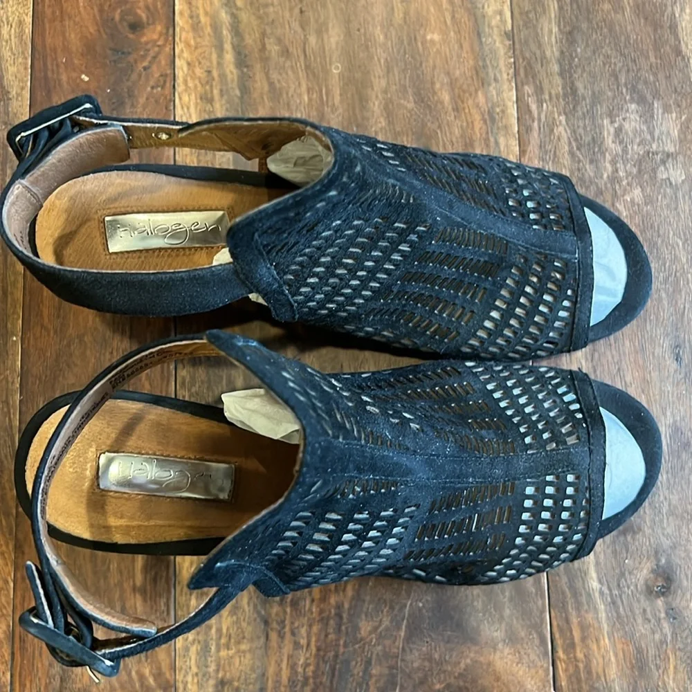 Halogen Nordstrom Women’s Black Suede‎ Wedge Sandal Size 7 1/2